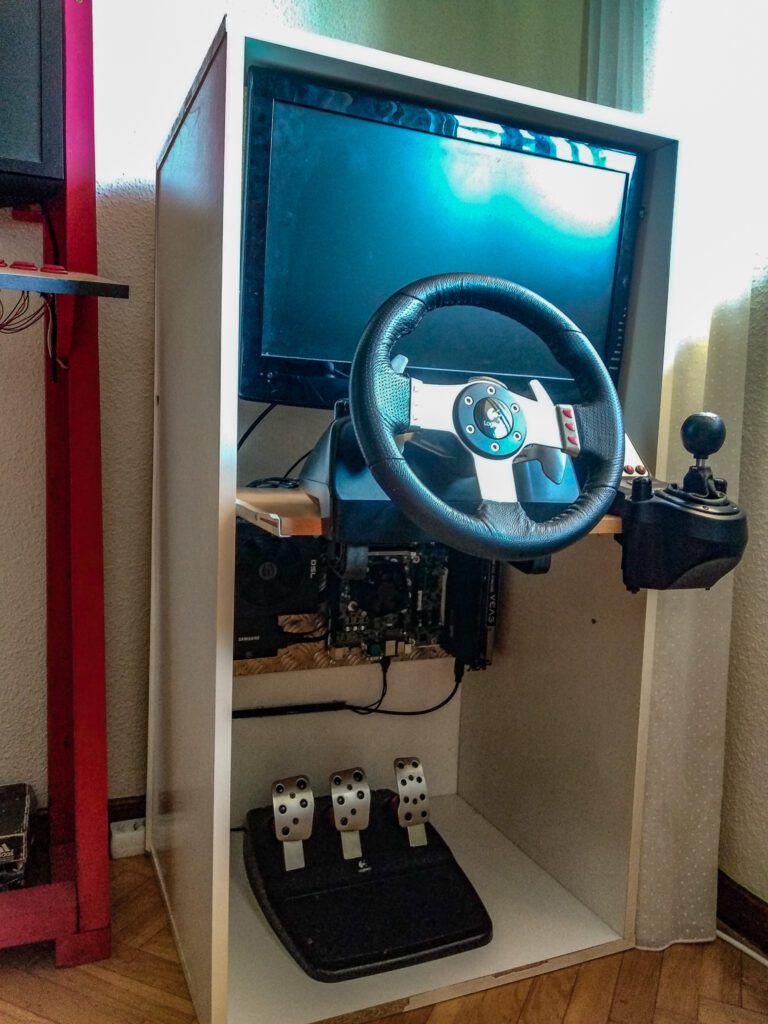 Custom Made Small Form Factor Sim Racing Station El Gato Guiri 5335